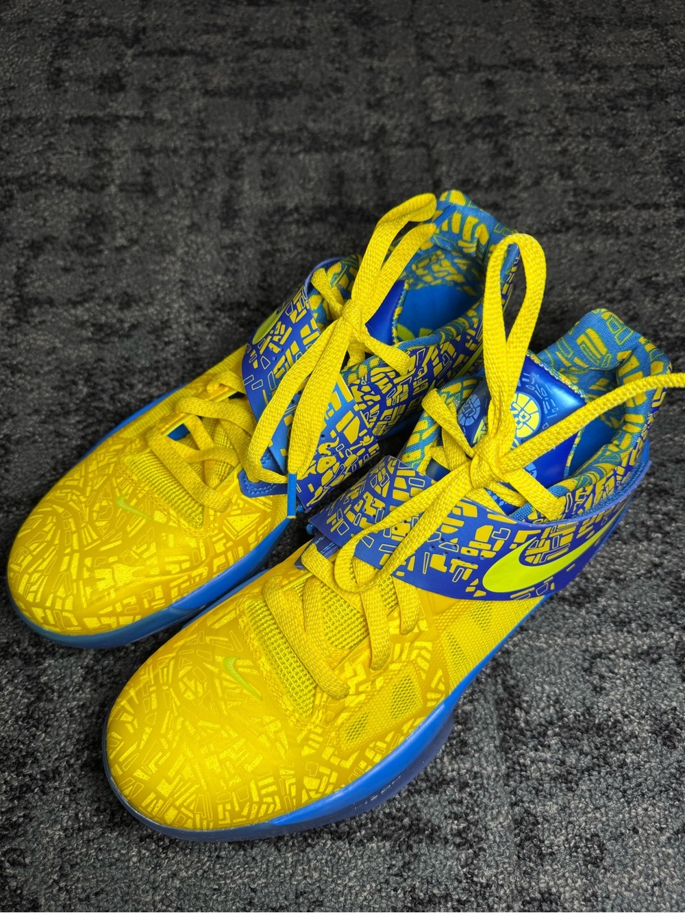 Nike Men's Zoom KD 4 Basketball Shoes Size 9.5 New